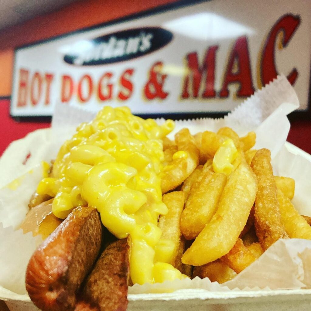 Jordan’s Hot Dogs & Mac food truck CT